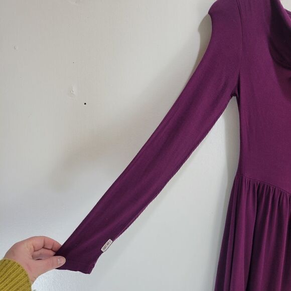 Nicole Bridger Vancouver Mulberry Asymmetrical Jersey Slow Fashion Dress - Picture 7 of 8